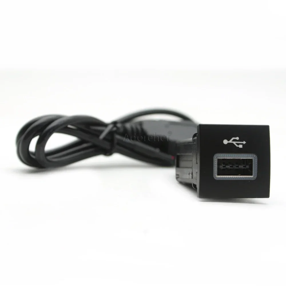 Audio Music Interface - 車の USB 入力アダプタオーディオラジオ音楽 U ディスクフラッシュソケットインターフェースケーブル Vw